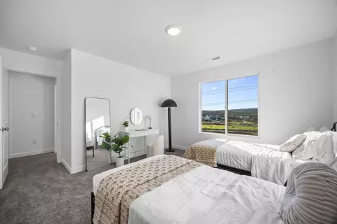 Bedroom - 2199 S Wolverine Way #2456, Washington, UT 84780 photo 5 of 8