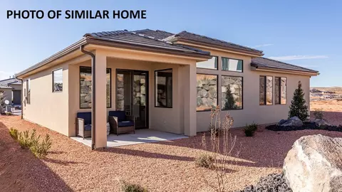 Exterior - 402 E Heritage Place Drive Pl, Washington, UT 84780 photo 4 of 5