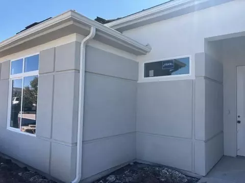 Exterior - 402 E Heritage Place Drive Pl, Washington, UT 84780 photo 5 of 5