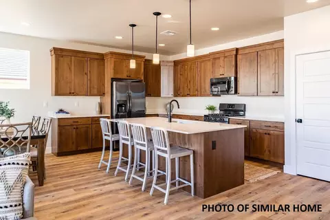 Kitchen - 402 E Heritage Place Drive Pl, Washington, UT 84780 photo 3 of 3
