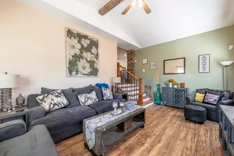 Living - 642 N 120 E, Hurricane, UT 84737 photo 2 of 3
