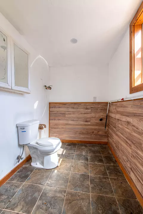Bath - 642 N 120 E, Hurricane, UT 84737 photo 5 of 6