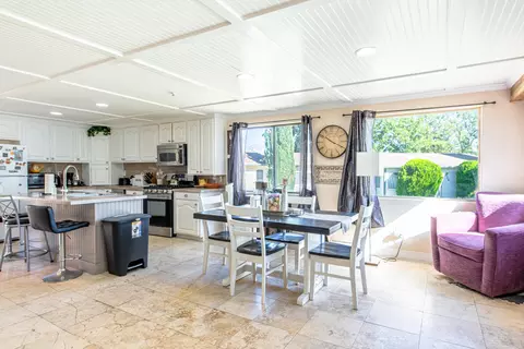 Dining - 642 N 120 E, Hurricane, UT 84737 photo 1 of 2