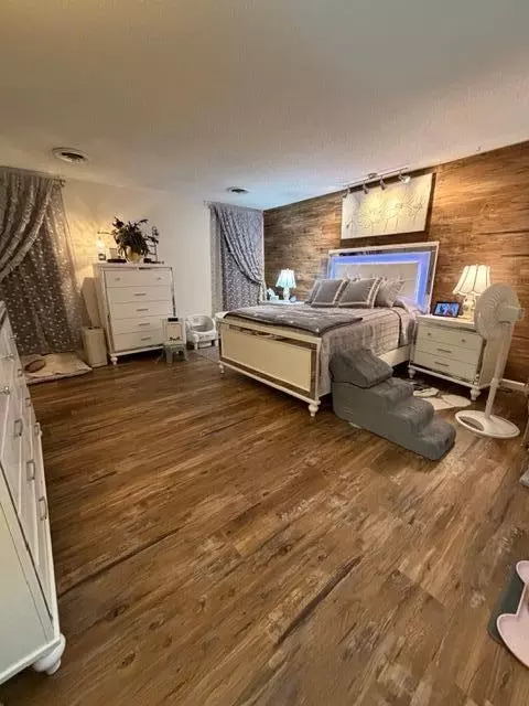 Bedroom - 252 E Altamira Dr, Cedar City, UT 84720 photo 1 of 5