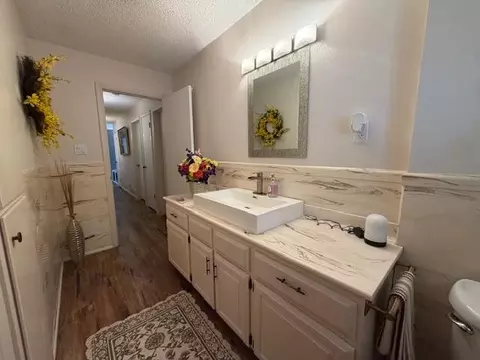 Bath - 252 E Altamira Dr, Cedar City, UT 84720 photo 8 of 8