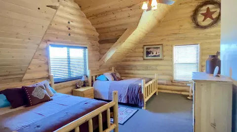 Bedroom - n23886n6450 E E, Cedar City, UT 84721 photo 3 of 8
