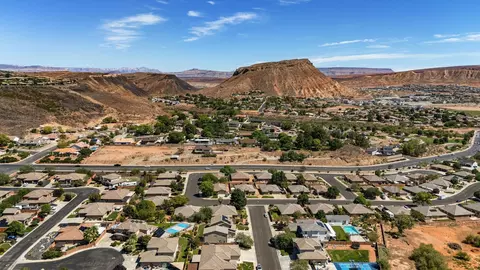 View/Area - 279 E Memory Ln, Washington, UT 84780 photo 7 of 10