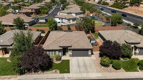 View/Area - 279 E Memory Ln, Washington, UT 84780 photo 1 of 10