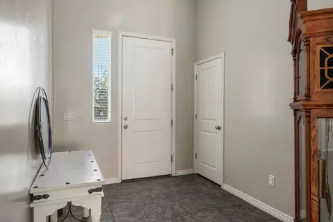 Entry Way - 279 E Memory Ln, Washington, UT 84780 photo 1 of 2