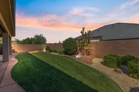 Exterior - 1023 E 4430 S, Washington, UT 84780 photo 13 of 23