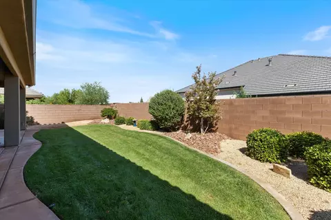 Exterior - 1023 E 4430 S, Washington, UT 84780 photo 12 of 23