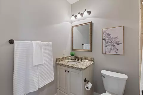 Bath - 1023 E 4430 S, Washington, UT 84780 photo 1 of 8