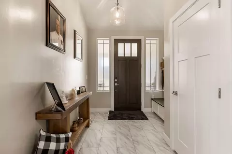 Entry Way - 563 E 5020 N, Enoch, UT 84721 photo 2 of 5