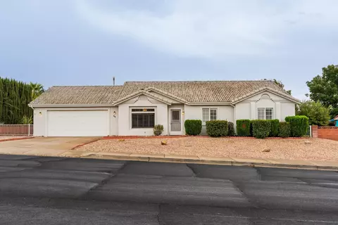 64 N 2000 E, Saint George, UT 84790