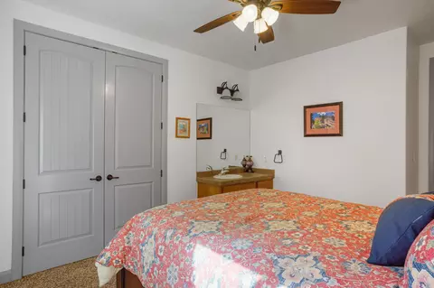 Bedroom - 655 E Lost Ridge Dr, Washington, UT 84780 photo 3 of 7