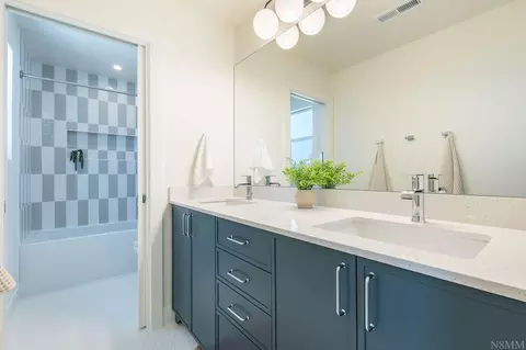 Bath - 2914 E Chapman Cir, Washington, UT 84780 photo 5 of 8