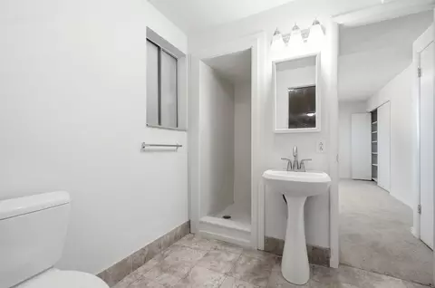 Bath - 791 E 650 S, Centerville, UT 84014 photo 3 of 3