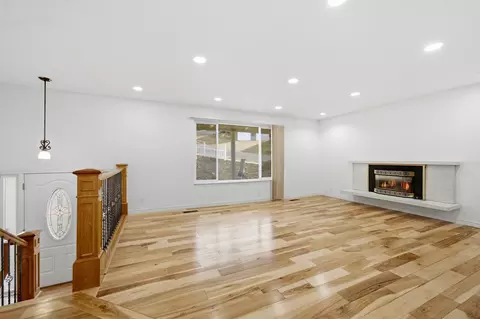 Living - 791 E 650 S, Centerville, UT 84014 photo 3 of 9