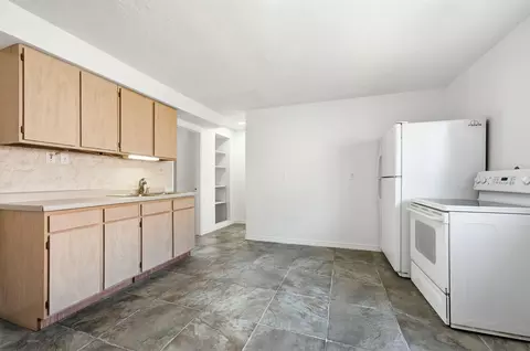 Kitchen - 791 E 650 S, Centerville, UT 84014 photo 6 of 6