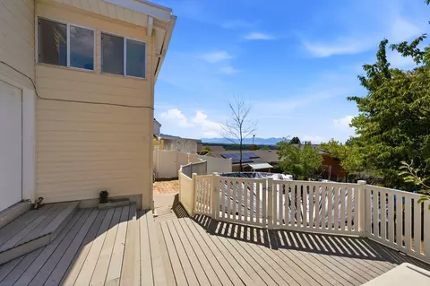 Exterior - 791 E 650 S, Centerville, UT 84014 photo 7 of 13