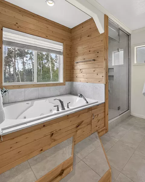 Bath - 327 N Aoki Michi, Brian Head, UT 84719 photo 1 of 11