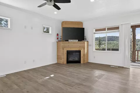 Living - 327 N Aoki Michi, Brian Head, UT 84719 photo 2 of 5