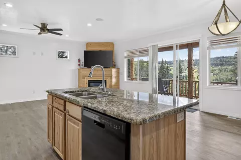 Kitchen - 327 N Aoki Michi, Brian Head, UT 84719 photo 5 of 8