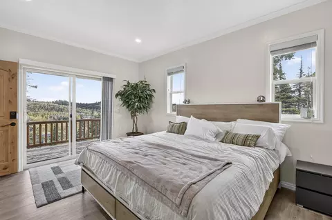 Bedroom - 327 N Aoki Michi, Brian Head, UT 84719 photo 3 of 12