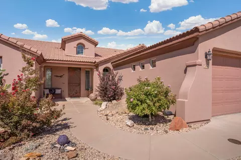 Exterior - 2665 E Upper Canyon Dr, Washington, UT 84780 photo 2 of 10