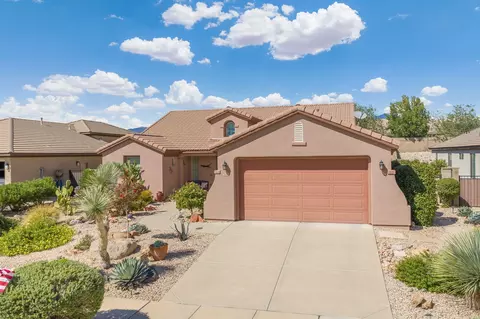 Exterior - 2665 E Upper Canyon Dr, Washington, UT 84780 photo 3 of 10