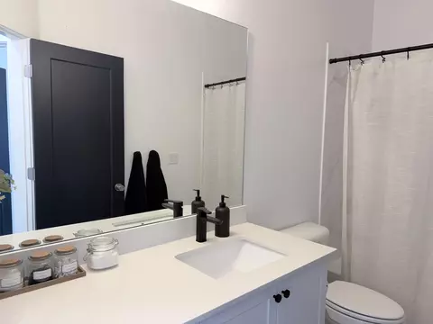 Bath - 738 E Desert Cactus Dr #104, Washington, UT 84780 photo 4 of 4
