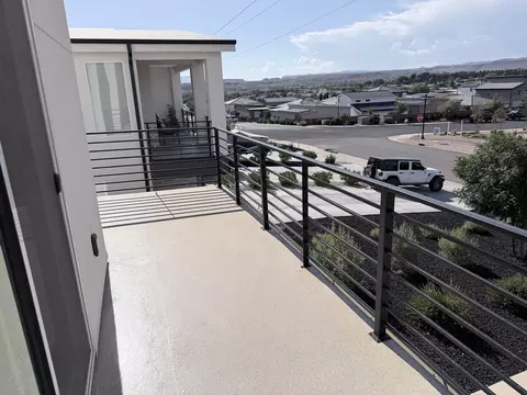 Exterior - 738 E Desert Cactus Dr #104, Washington, UT 84780 photo 7 of 9