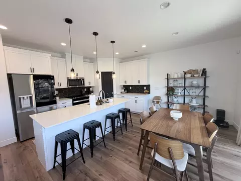 Kitchen - 738 E Desert Cactus Dr #104, Washington, UT 84780 photo 3 of 3