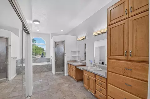Bath - 64 S 400 W, Aurora, UT 84620 photo 1 of 10