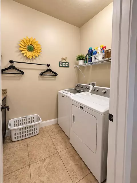 Other - 603 E Florence Dr, Washington, UT 84780 photo 6 of 12