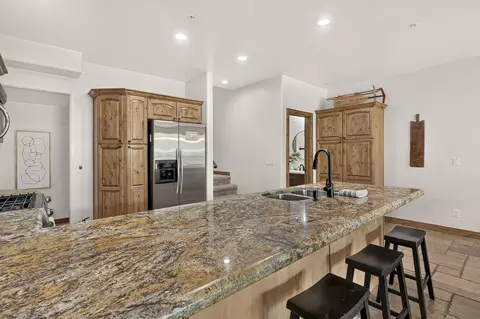 Kitchen - 565 Vasels Rd #5G, Brian Head, UT 84719 photo 2 of 3