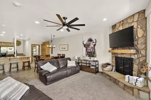 Living - 565 Vasels Rd #5G, Brian Head, UT 84719 photo 3 of 4