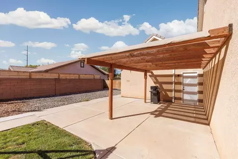 Exterior - 1883 S 20 E, Washington, UT 84780 photo 9 of 14