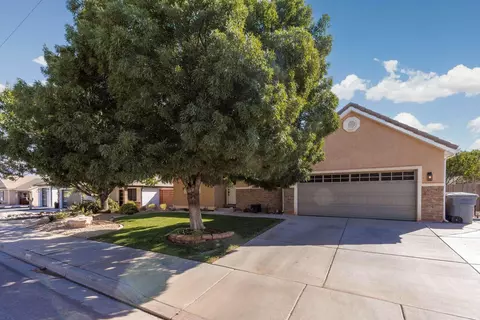 Exterior - 1883 S 20 E, Washington, UT 84780 photo 6 of 14