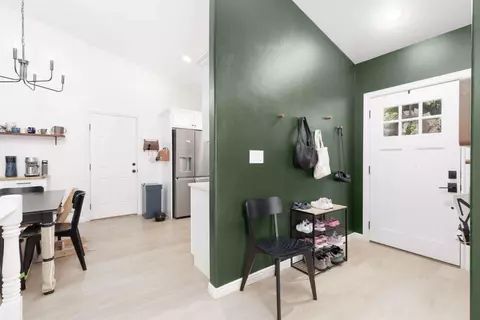 Entry Way - 1883 S 20 E, Washington, UT 84780 photo 2 of 3