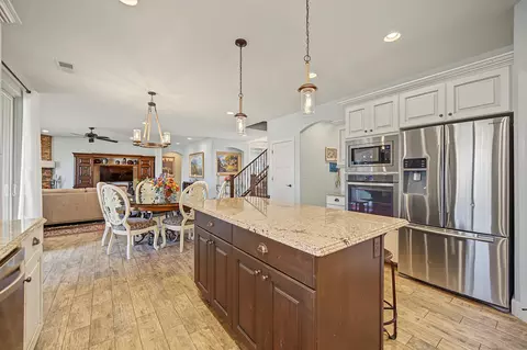 Kitchen - 1043 E 4485 S, Washington, UT 84780 photo 4 of 4