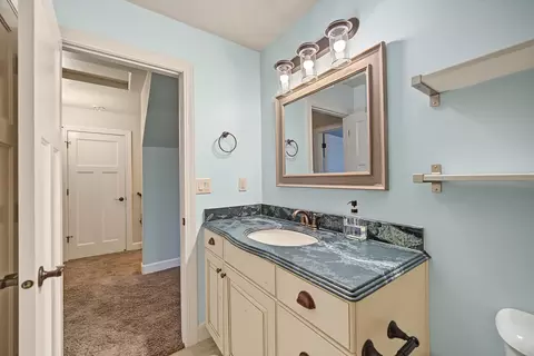 Bath - 1043 E 4485 S, Washington, UT 84780 photo 8 of 8