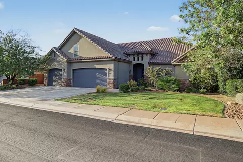 Exterior - 1043 E 4485 S, Washington, UT 84780 photo 2 of 21