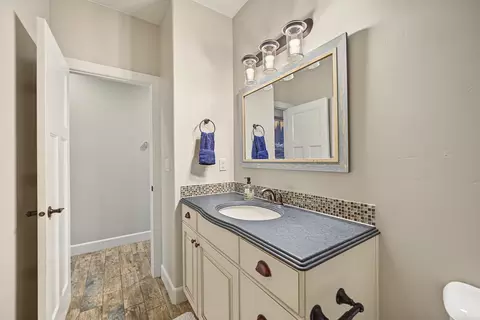 Bath - 1043 E 4485 S, Washington, UT 84780 photo 6 of 8