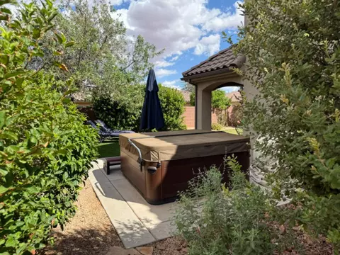 Exterior - 1043 E 4485 S, Washington, UT 84780 photo 6 of 21