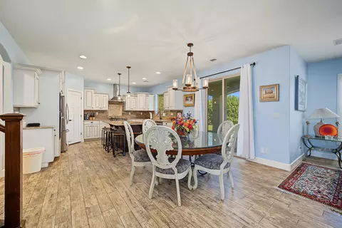 Dining - 1043 E 4485 S, Washington, UT 84780 photo 1 of 1