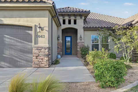 Exterior - 1043 E 4485 S, Washington, UT 84780 photo 10 of 21