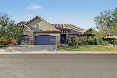 Exterior - 1043 E 4485 S, Washington, UT 84780 photo 1 of 21
