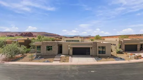 3172 S Red Sands Way, Hurricane, UT 84737
