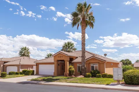 Exterior - 476 E 400 S, Ivins, UT 84738 photo 3 of 10